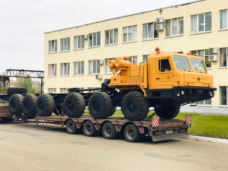 Поставка внедорожных тягачей БАЗ-69099